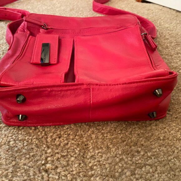 Red Leather Perlina New York Shoulder Bag - Picture 5 of 5
